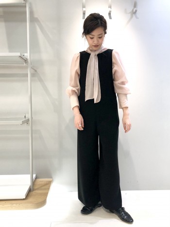 お袖のデザインと透け感が可愛いです!フリーサイズでジャストです。袖幅、身幅は少しゆとりがあります。
