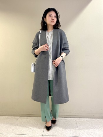 【池袋西武店】柔らかく程よい張り感がありシルエットが綺麗に出ます。