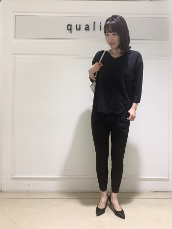 【京都髙島屋】定番の大人気パンツ!足首にかけてもスッキリ感がとてもお気に入りです!