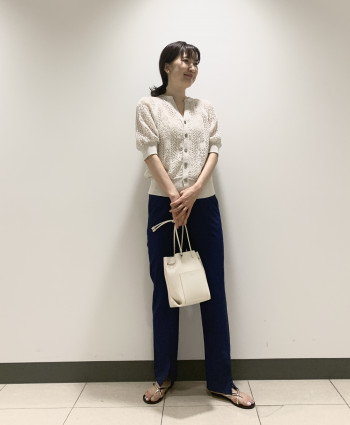 【京都高島屋】人気のセンターベンツパンツの新色です。鮮やかなブルーが夏のお洋服に合います。