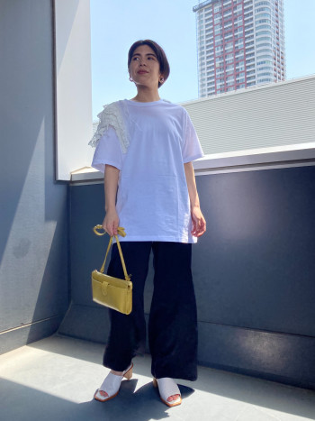 【154cm】
・骨格ウェーブ
・ワイド過ぎないシルエットで小柄さんでもダボダボ感は全く出ないパンツ◎
・シワにもなりにくく、洗濯後もシワを気にせずOK◎