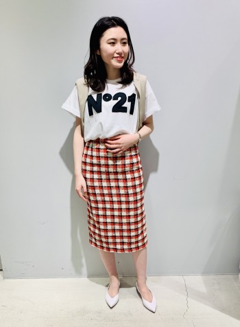 着心地が良くさらっと羽織ることができるすぐれアイテムです。
