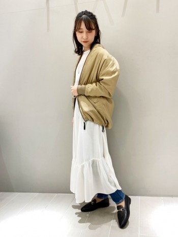 普段は39(24.5cm)がちょうどですが、37でも履けました!!
長時間履くことを考えると38がちょうど良いです^ ^
