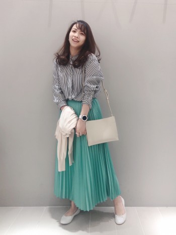 オーバーしすぎない、程よいサイズ感で、着回ししやすいです。